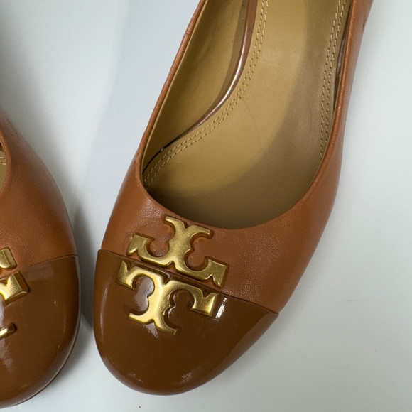Tory Burch Tan Pumps with Stacked Heel size 7 - Picture 8 of 13